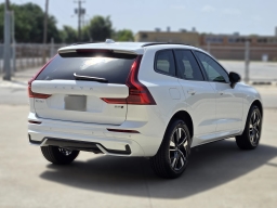Volvo XC60 Core B5 AWD 2026