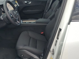 Volvo XC60 Core B5 AWD 2026