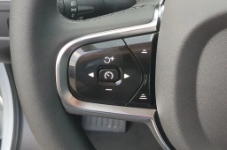 Volvo XC60 Core B5 AWD 2026