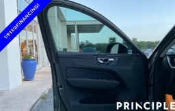 Volvo XC60 Core B5 AWD 2026