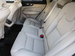 Volvo XC60 Ultra B5 AWD 2026
