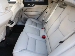 Volvo XC60 Ultra B5 AWD 2026