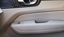 Volvo XC60 Ultra B5 AWD 2026