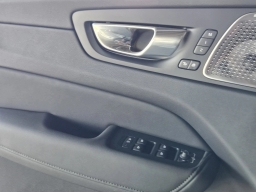 Volvo XC60 Ultra B5 AWD 2026