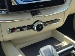 Volvo XC60 Ultra B5 AWD 2026