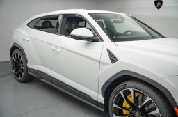 Lamborghini Urus SE AWD 2025