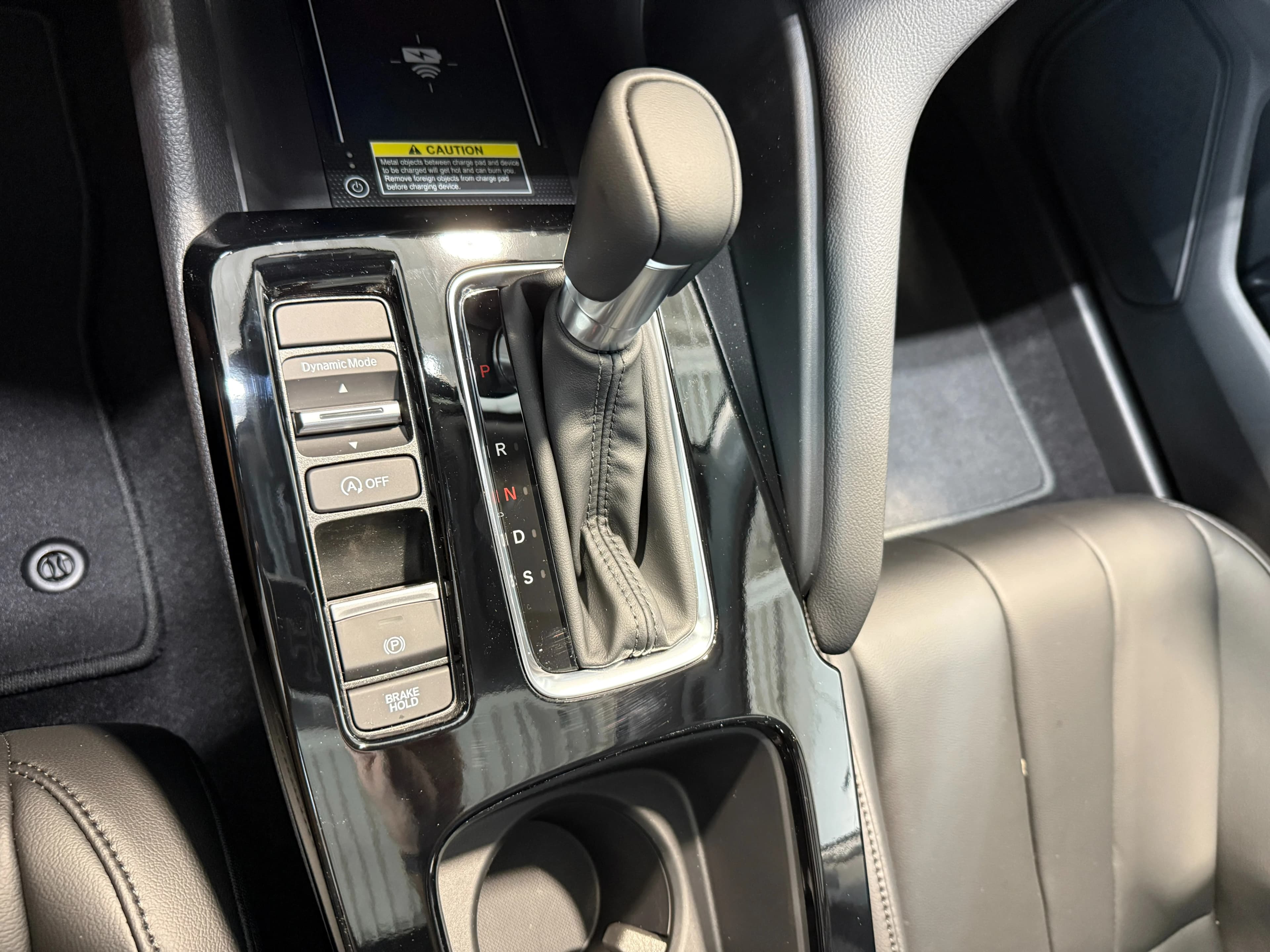 Acura Integra Base (CVT) CVT 2026 — side view