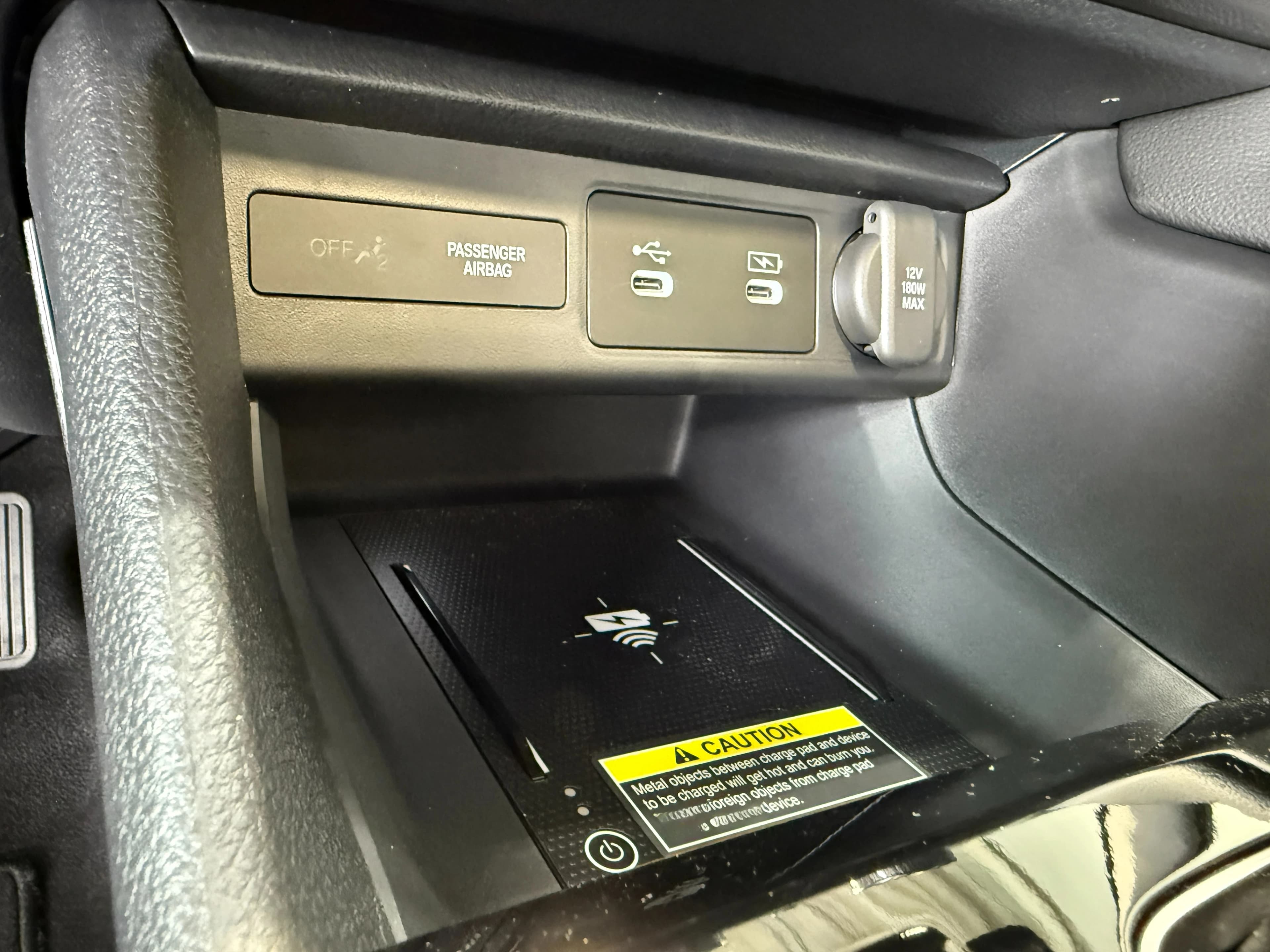 Acura Integra Base (CVT) CVT 2026 — side view