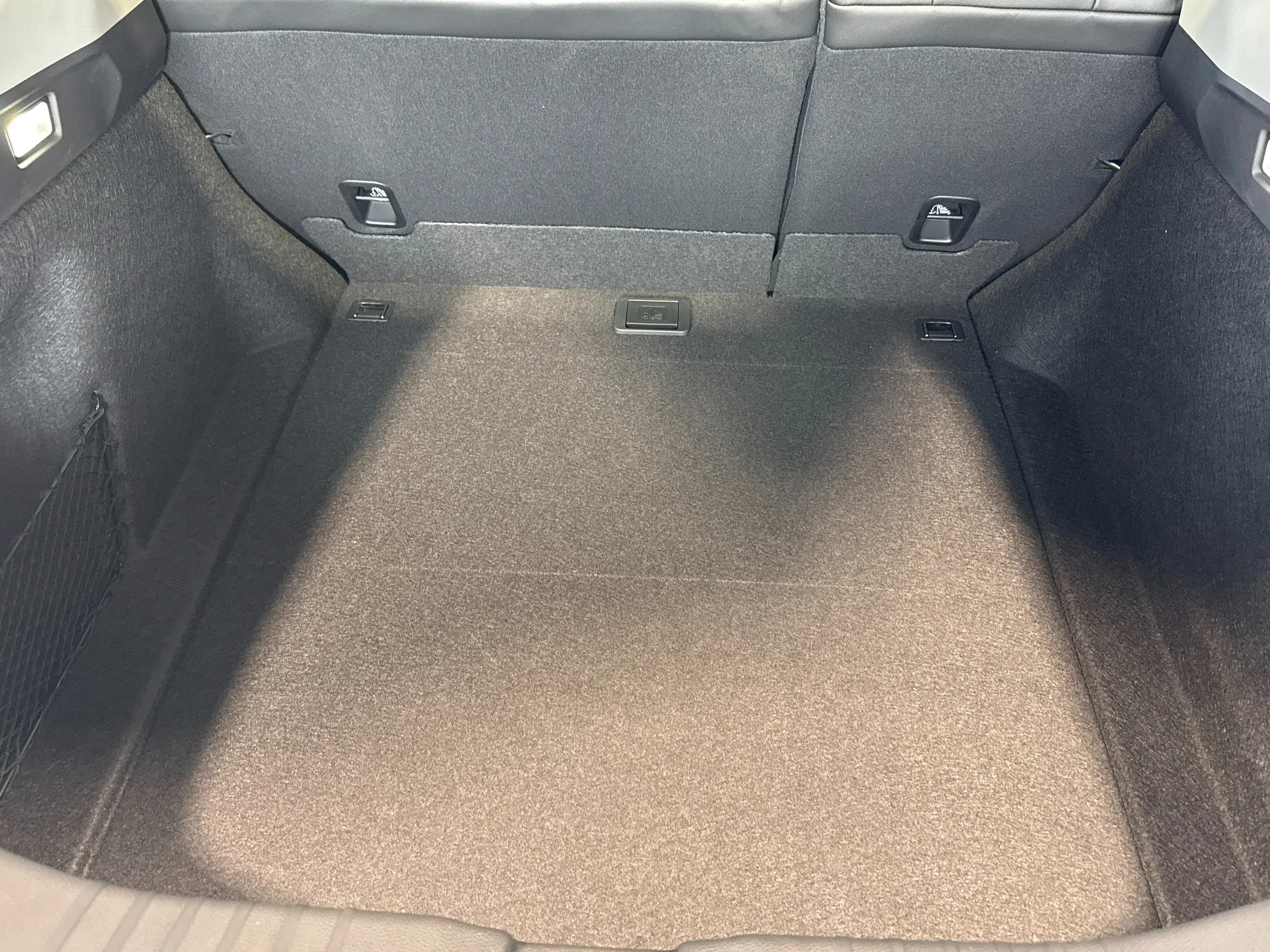 Acura Integra Base (CVT) CVT 2026 — side view