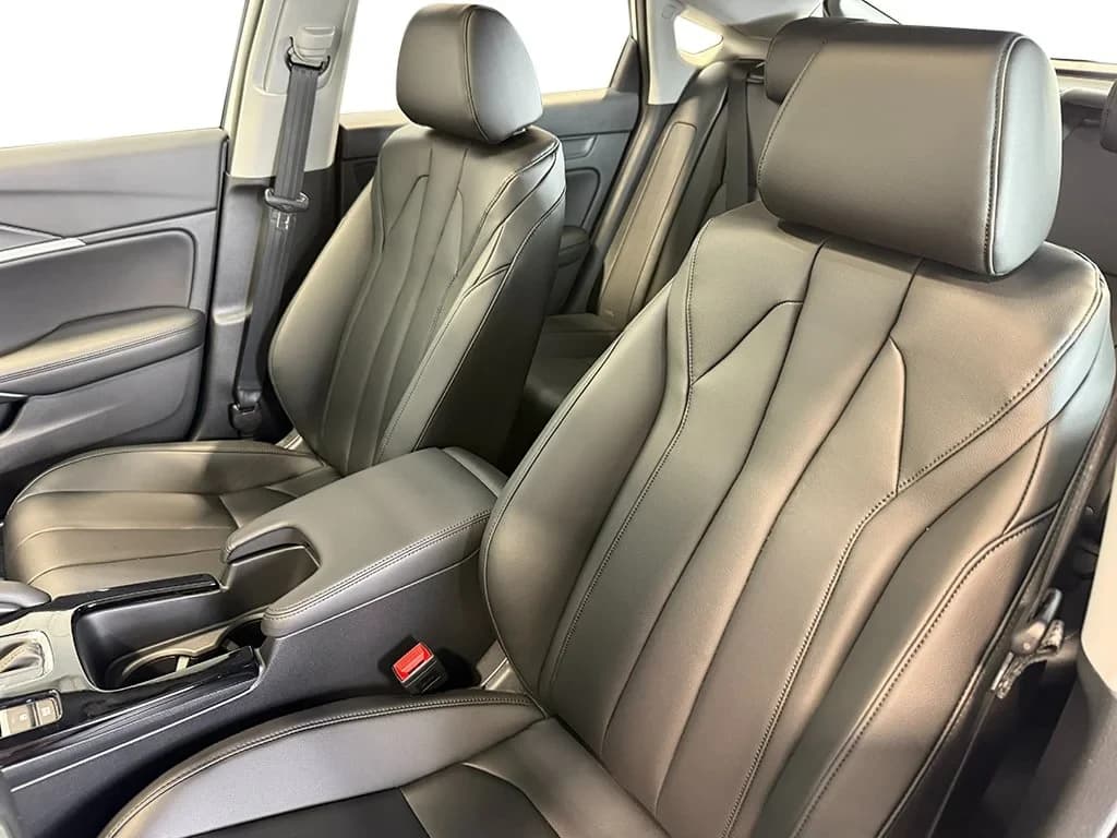 Acura Integra Base (CVT) CVT 2026 — side view