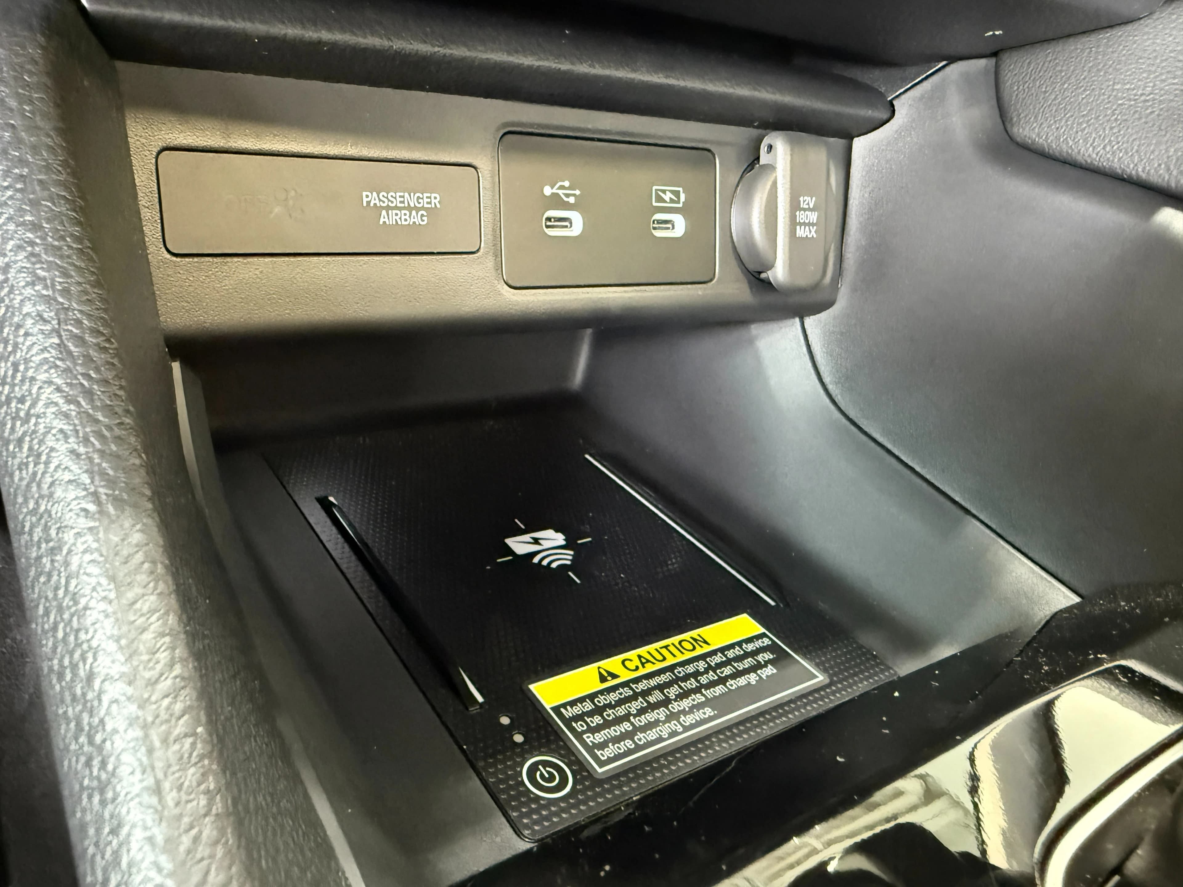 Acura Integra Base (CVT) CVT 2026 — side view