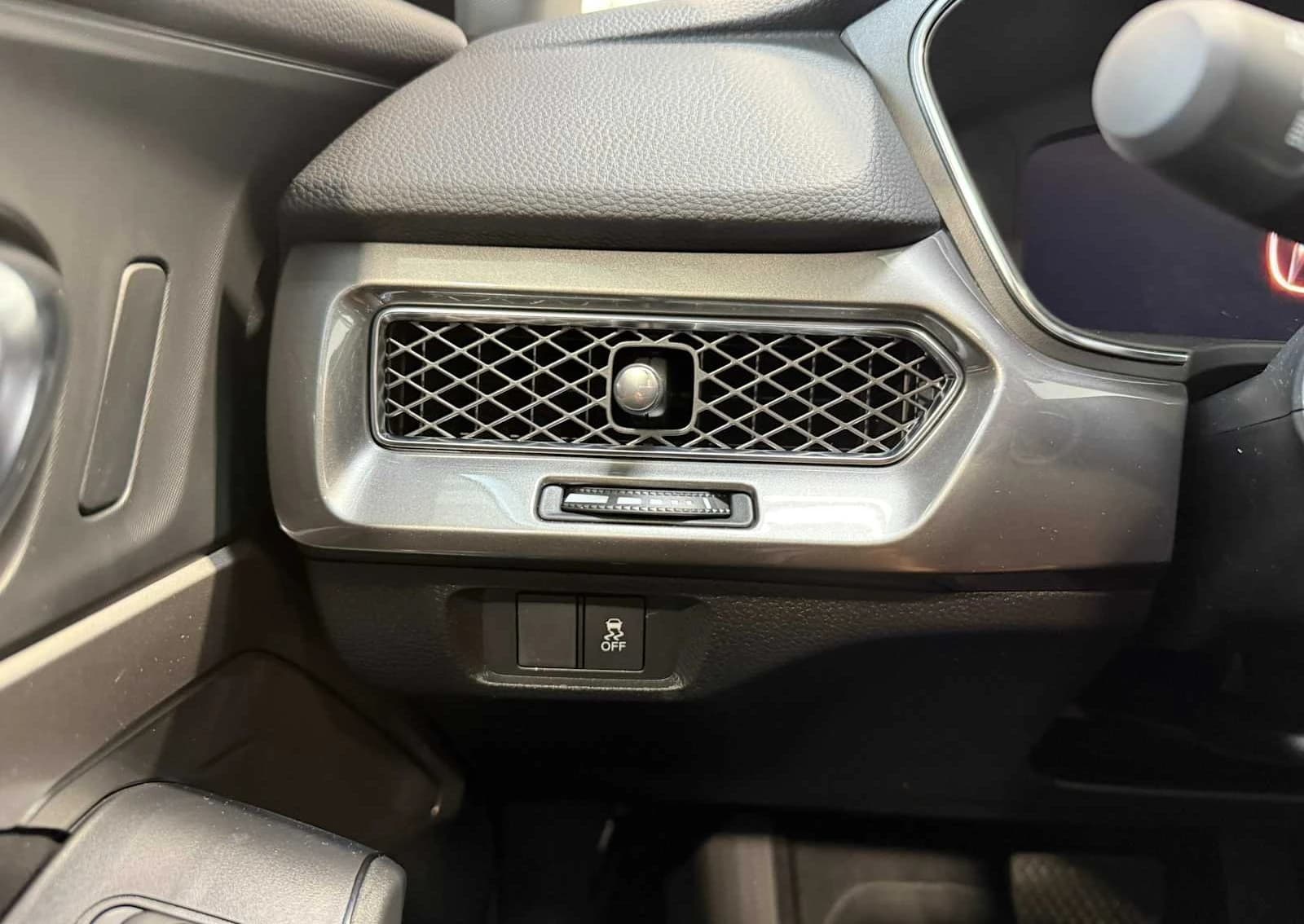 Acura Integra Base (CVT) CVT 2026 — side view