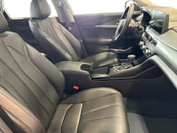 Acura Integra Base (CVT) CVT 2026 — side view
