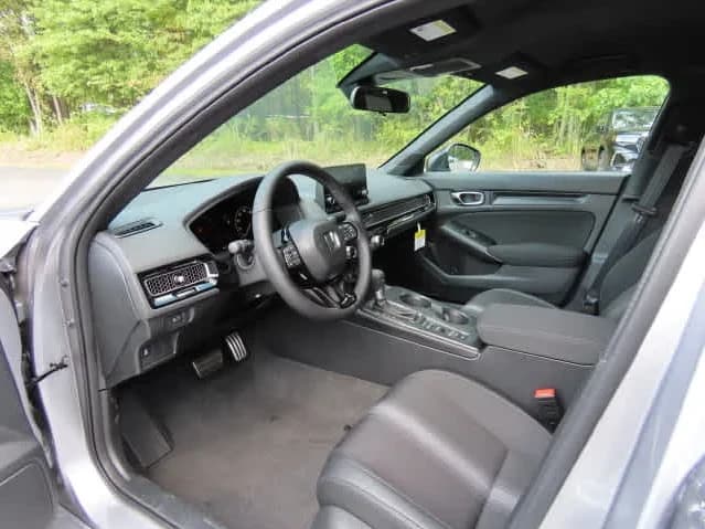 Honda Civic Hatchback Sport CVT 2026 — side view