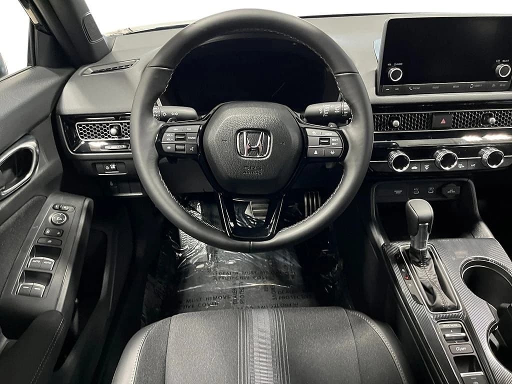Honda Civic Hatchback Sport CVT 2026 — side view