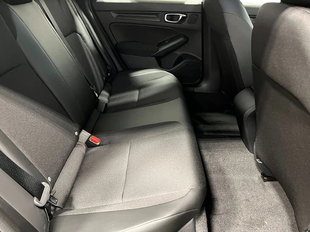 Honda Civic Hatchback Sport CVT 2026 — side view