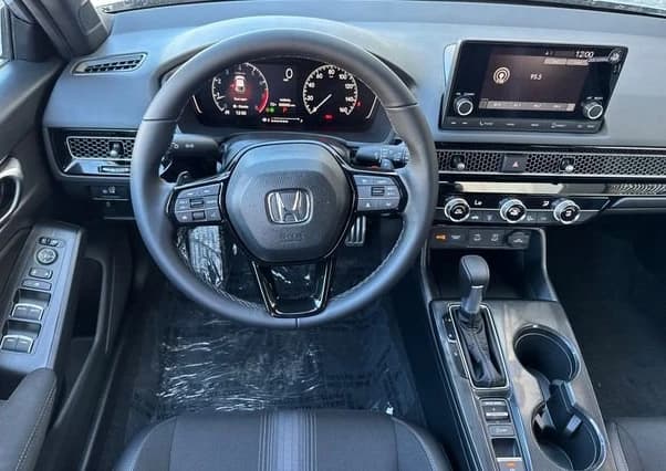 Honda Civic Hatchback Sport CVT 2026 — side view