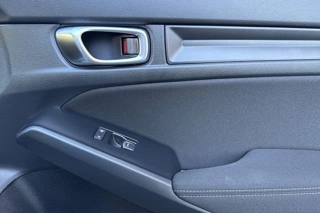 Honda Civic Hatchback Sport CVT 2026 — side view