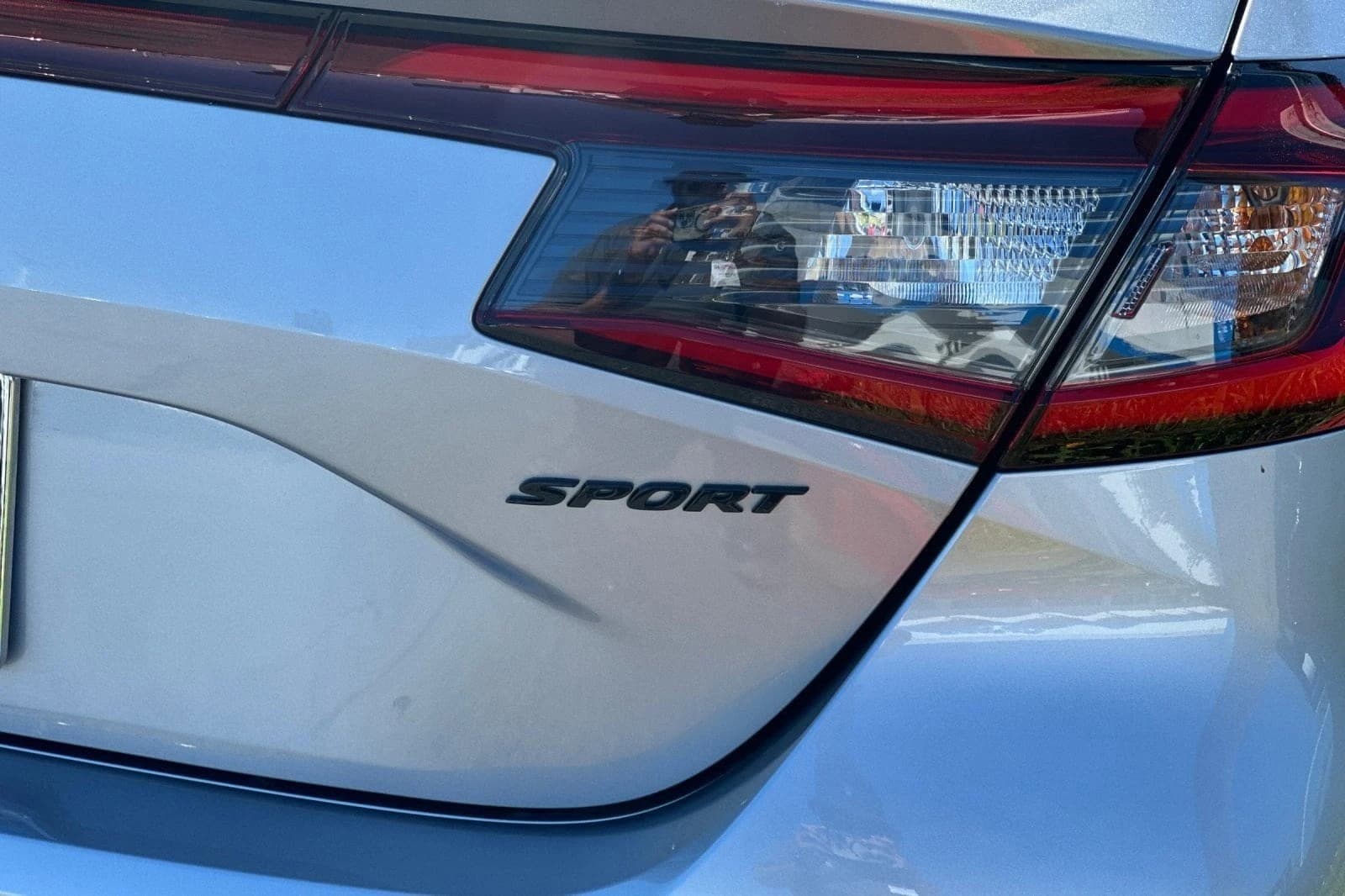Honda Civic Hatchback Sport CVT 2026 — side view