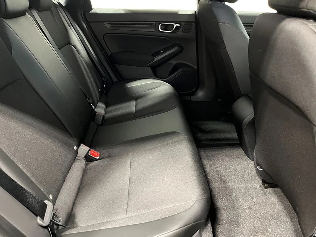 Honda Civic Hatchback Sport CVT 2026 — side view