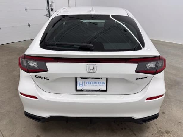 Honda Civic Hatchback Sport CVT 2026 — side view