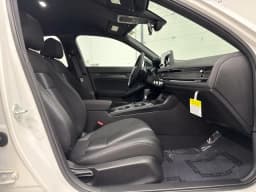 Honda Civic Hatchback Sport CVT 2026 — side view