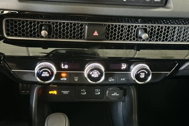 Honda Civic Hatchback Sport CVT 2026 — side view