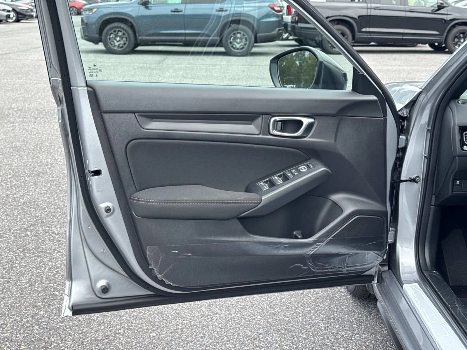 Honda Civic Hatchback Sport CVT 2026 — side view