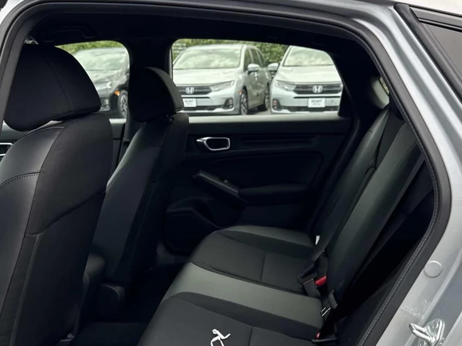 Honda Civic Hatchback Sport CVT 2026 — side view
