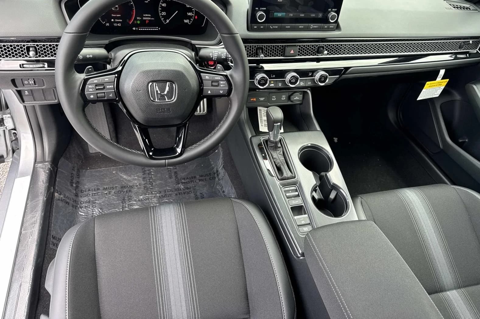 Honda Civic Hatchback Sport CVT 2026 — side view
