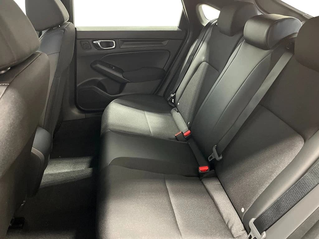 Honda Civic Hatchback Sport CVT 2026 — side view