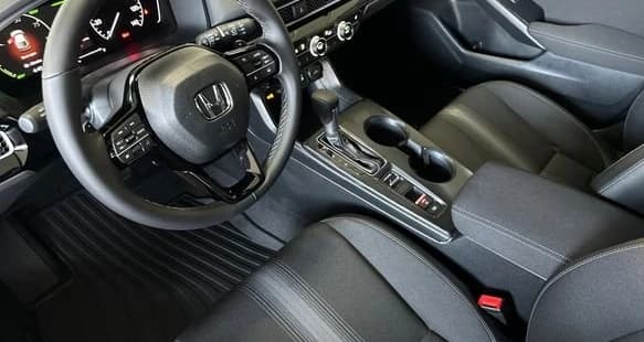 Honda Civic Hatchback Hybrid Sport CVT 2026 — side view