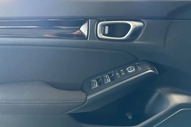Honda Civic Hatchback Hybrid Sport CVT 2026 — side view