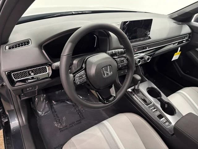 Honda Civic Hatchback Hybrid Sport CVT 2026 — side view