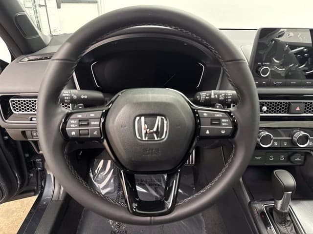 Honda Civic Hatchback Hybrid Sport CVT 2026 — side view
