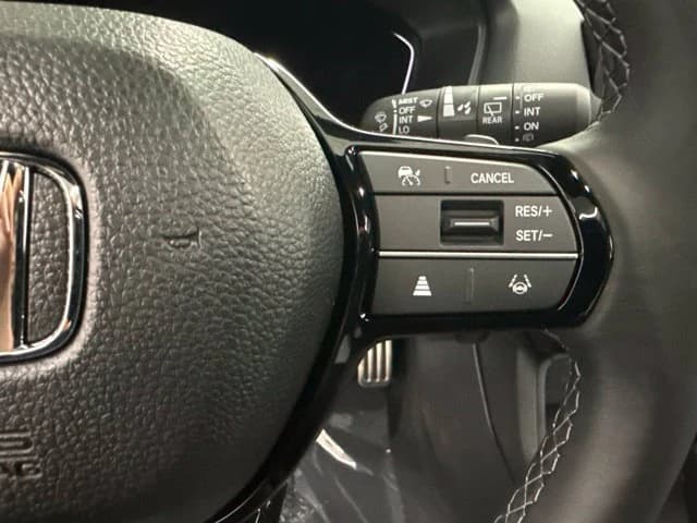 Honda Civic Hatchback Hybrid Sport CVT 2026 — side view