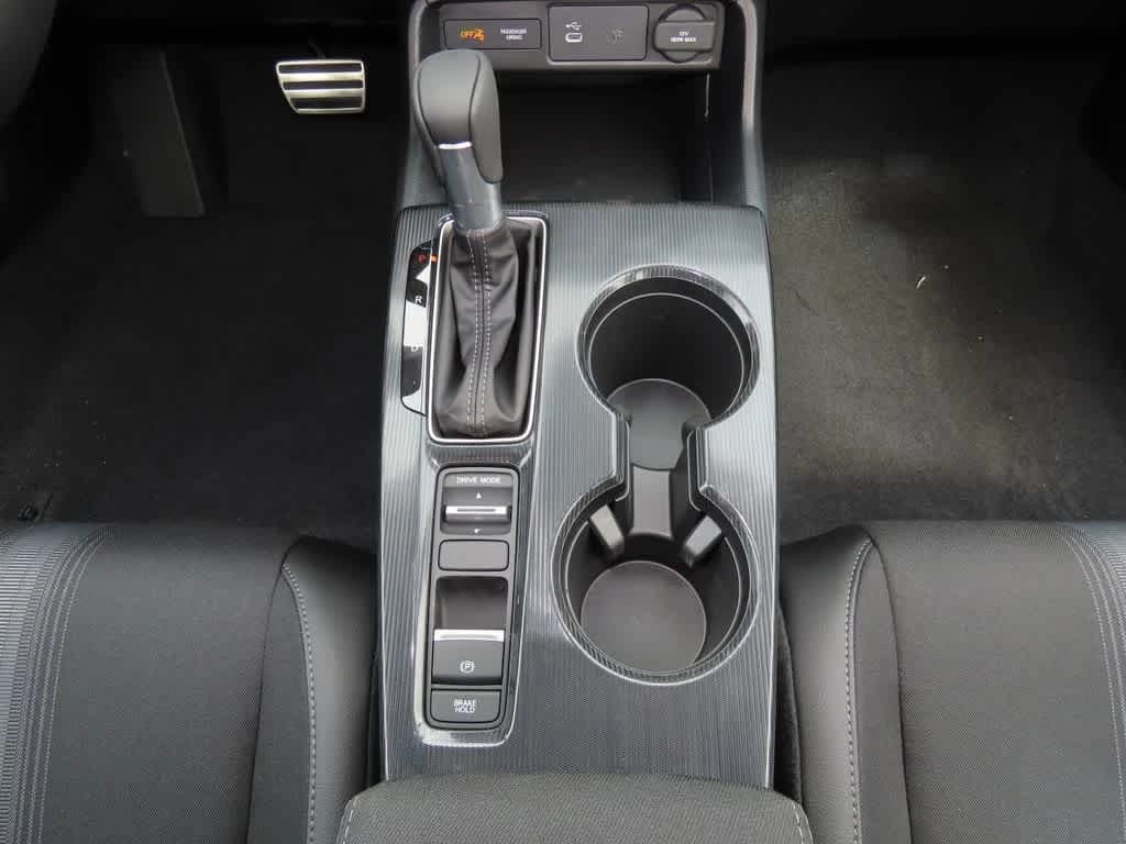 Honda Civic Hatchback Hybrid Sport CVT 2026 — side view