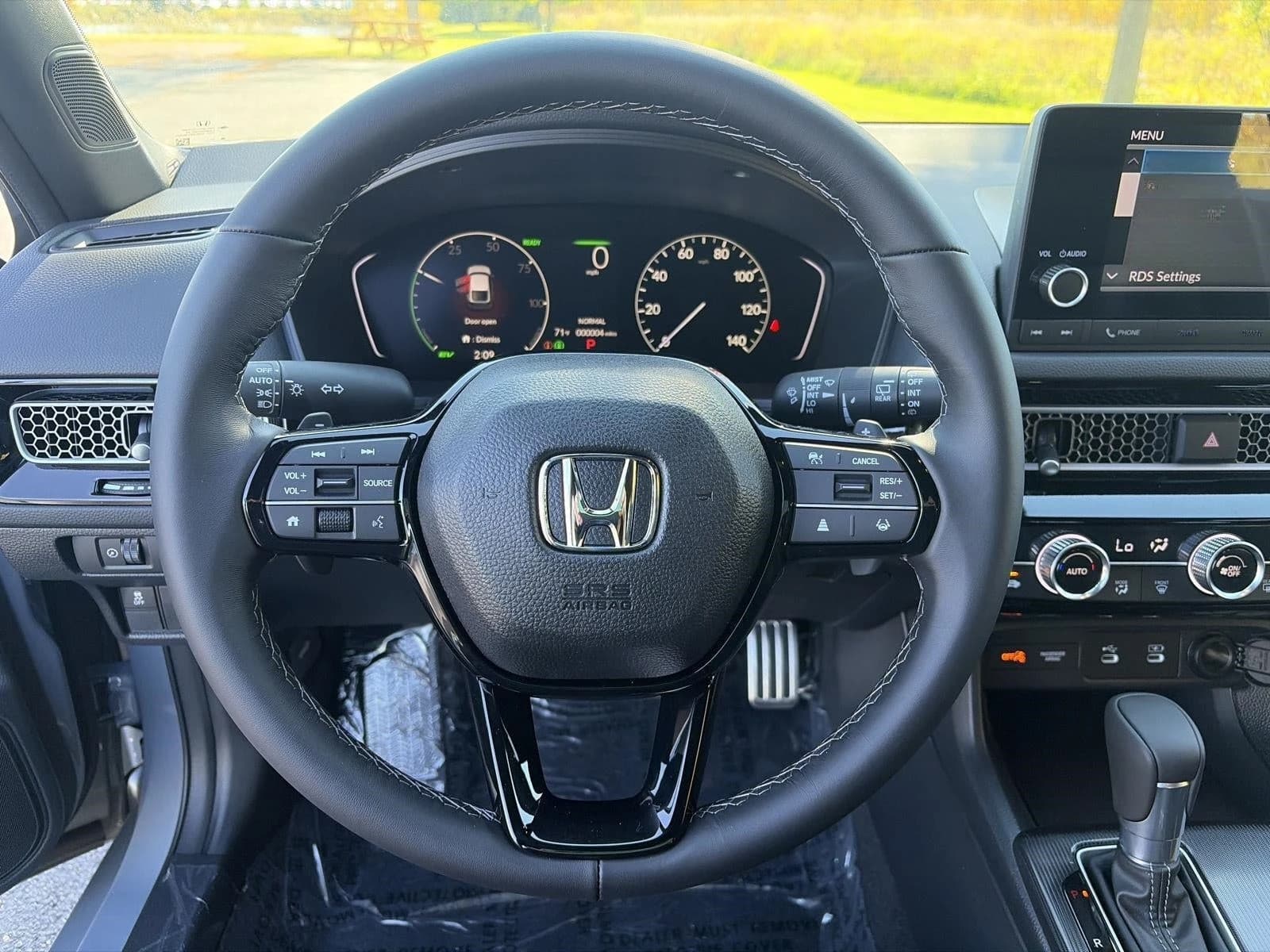 Honda Civic Hatchback Hybrid Sport CVT 2026 — side view