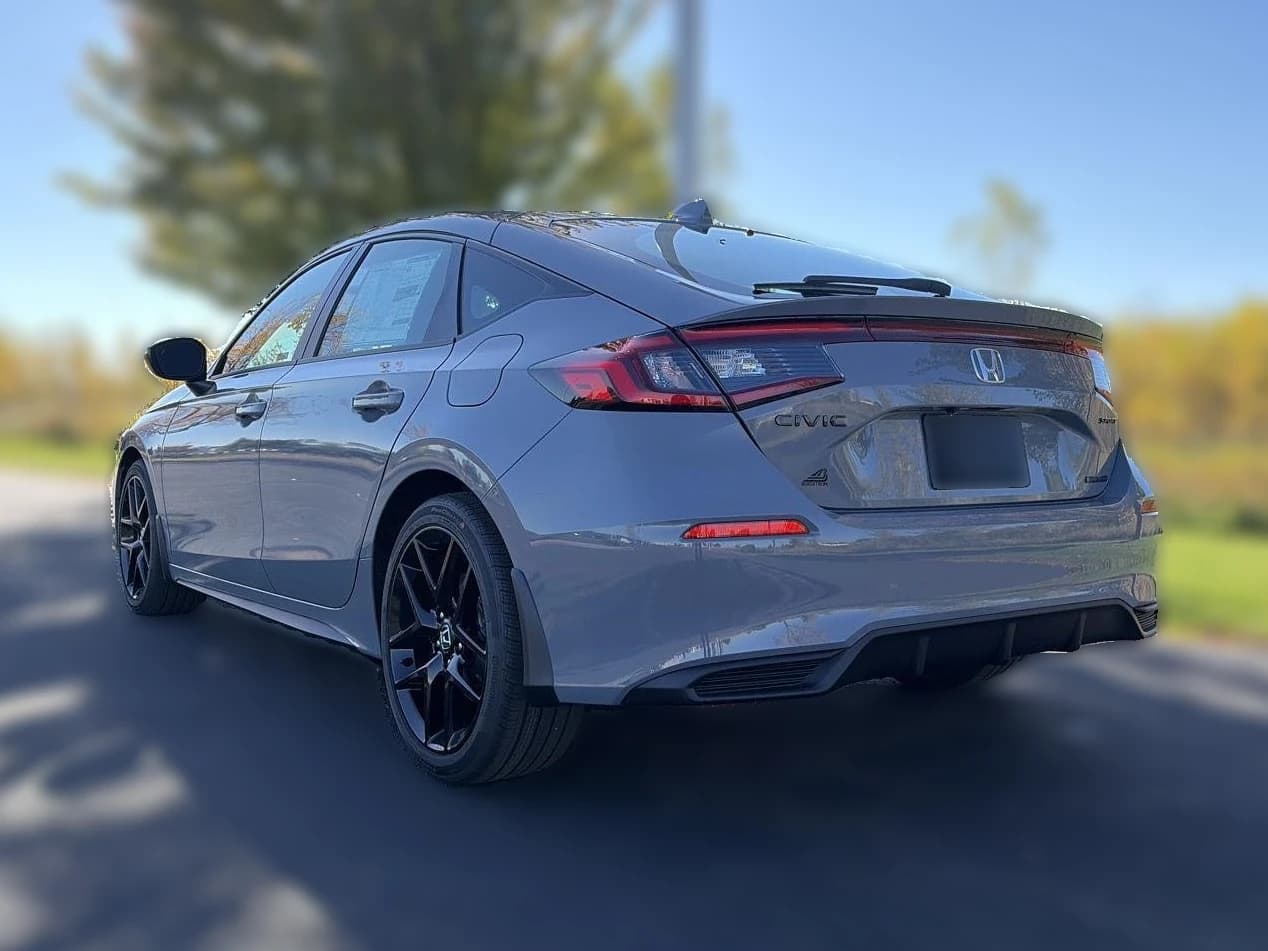 Honda Civic Hatchback Hybrid Sport CVT 2026 — side view