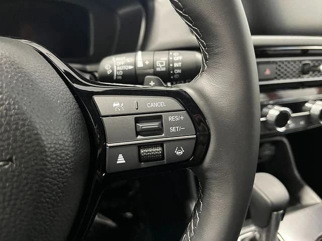 Honda Civic Hatchback Hybrid Sport Touring CVT 2026 — side view