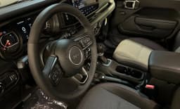 Jeep Wrangler Rubicon 2 Door 4x4 2025 — side view