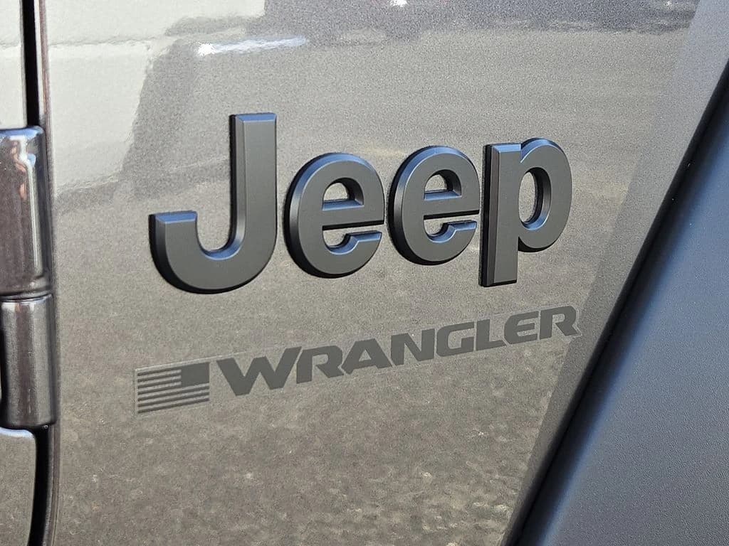 Jeep Wrangler Sport 4 Door 4x4 2026 — side view