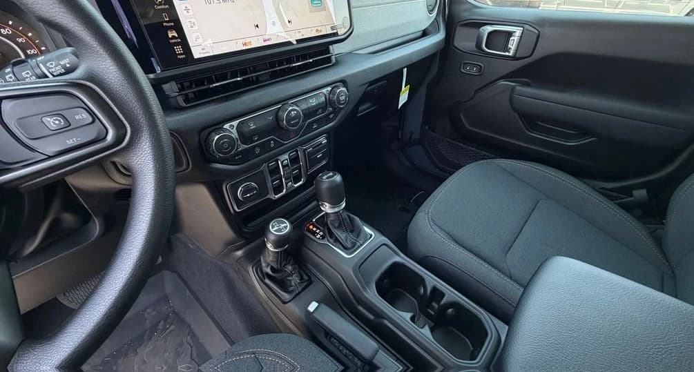 Jeep Wrangler Sport 4 Door 4x4 2026 — side view
