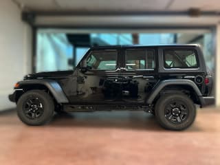Jeep Wrangler Sport 4 Door 4x4