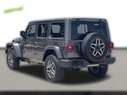 Jeep Wrangler Sahara 4 Door 4x4 2025 — side view