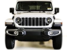 Jeep Wrangler Sahara 4 Door 4x4 2026 — side view