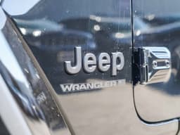 Jeep Wrangler Sahara 4 Door 4x4 2025 — side view