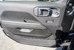 Jeep Wrangler Sahara 4 Door 4x4 2025 — side view