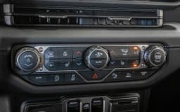 Jeep Wrangler Sahara 4 Door 4x4 2027 — side view
