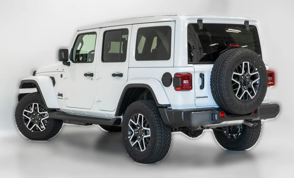 Jeep Wrangler Sahara 4 Door 4x4 2027 — side view